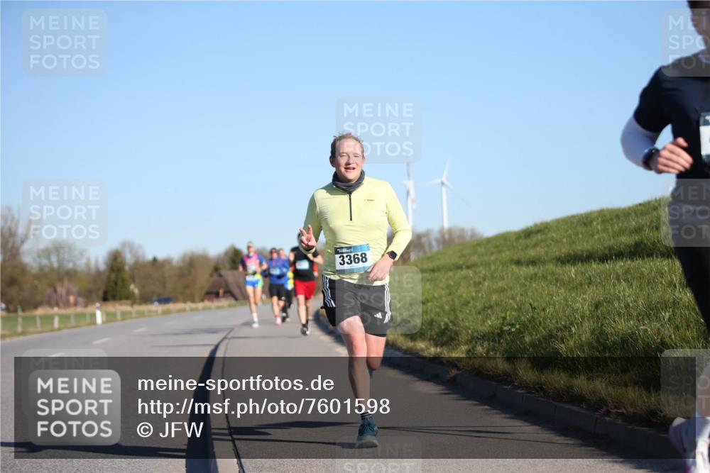 06.04.2025 - 44. Internationalen Wilhelmsburger Insellauf Jannik Wohlers http://msf.ph/oto/7601598 06.04.2025 09:19:45 Laufen 3368 meine-sportfotos.de