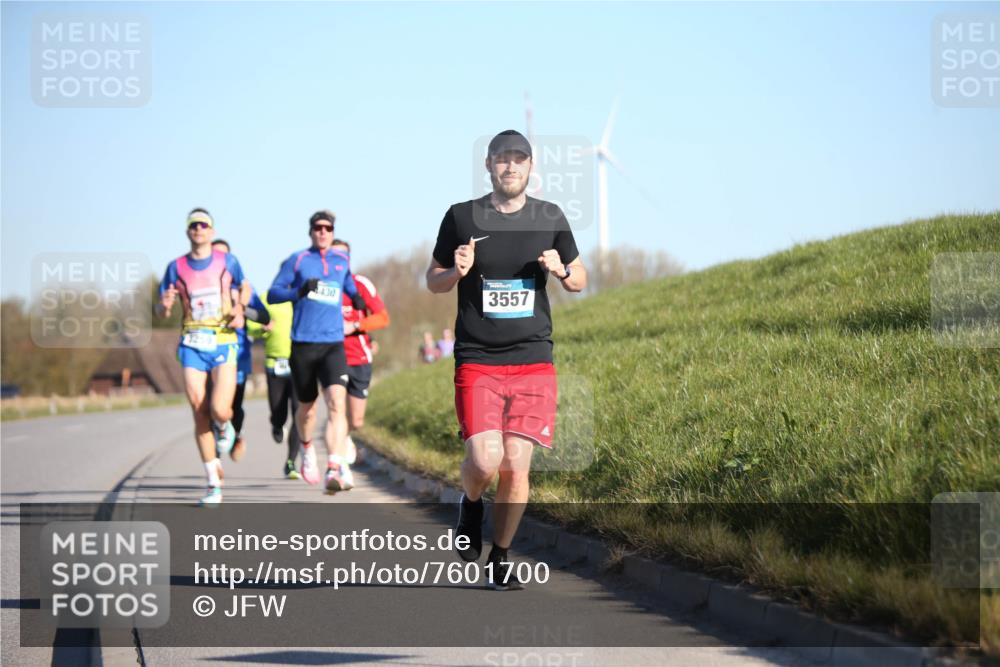 06.04.2025 - 44. Internationalen Wilhelmsburger Insellauf Jannik Wohlers http://msf.ph/oto/7601700 06.04.2025 09:19:49 Laufen 4430, 3557 meine-sportfotos.de