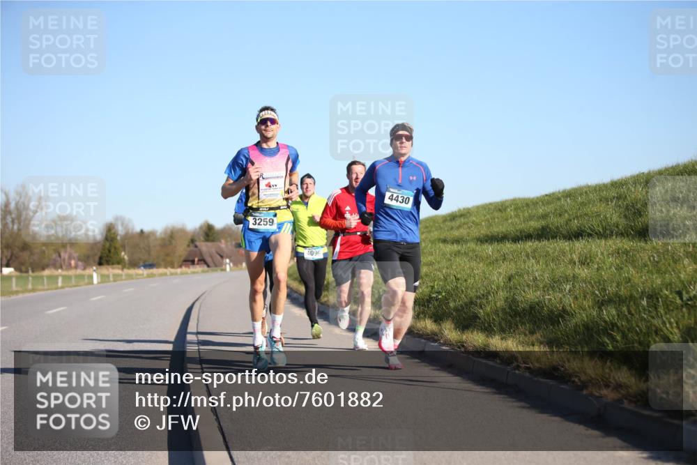06.04.2025 - 44. Internationalen Wilhelmsburger Insellauf Jannik Wohlers http://msf.ph/oto/7601882 06.04.2025 09:19:52 Laufen 3259, 4096, 4430 meine-sportfotos.de