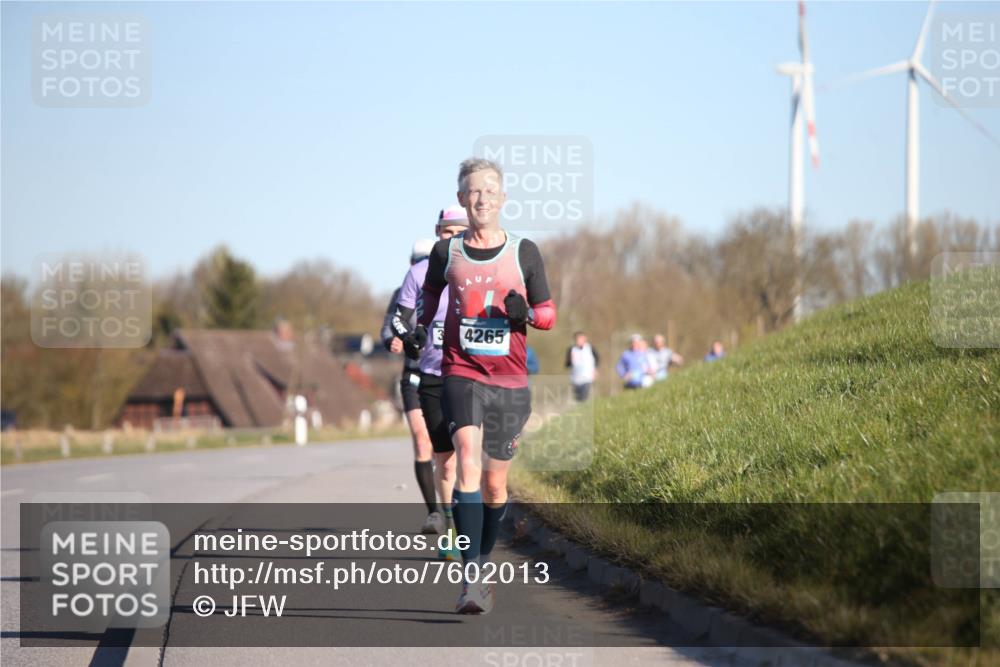 06.04.2025 - 44. Internationalen Wilhelmsburger Insellauf Jannik Wohlers http://msf.ph/oto/7602013 06.04.2025 09:20:09 Laufen 34265 meine-sportfotos.de