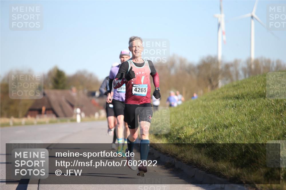 06.04.2025 - 44. Internationalen Wilhelmsburger Insellauf Jannik Wohlers http://msf.ph/oto/7602022 06.04.2025 09:20:09 Laufen 994, 4265 meine-sportfotos.de