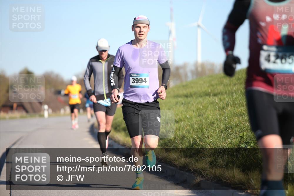 06.04.2025 - 44. Internationalen Wilhelmsburger Insellauf Jannik Wohlers http://msf.ph/oto/7602105 06.04.2025 09:20:12 Laufen 3994, 4265 meine-sportfotos.de
