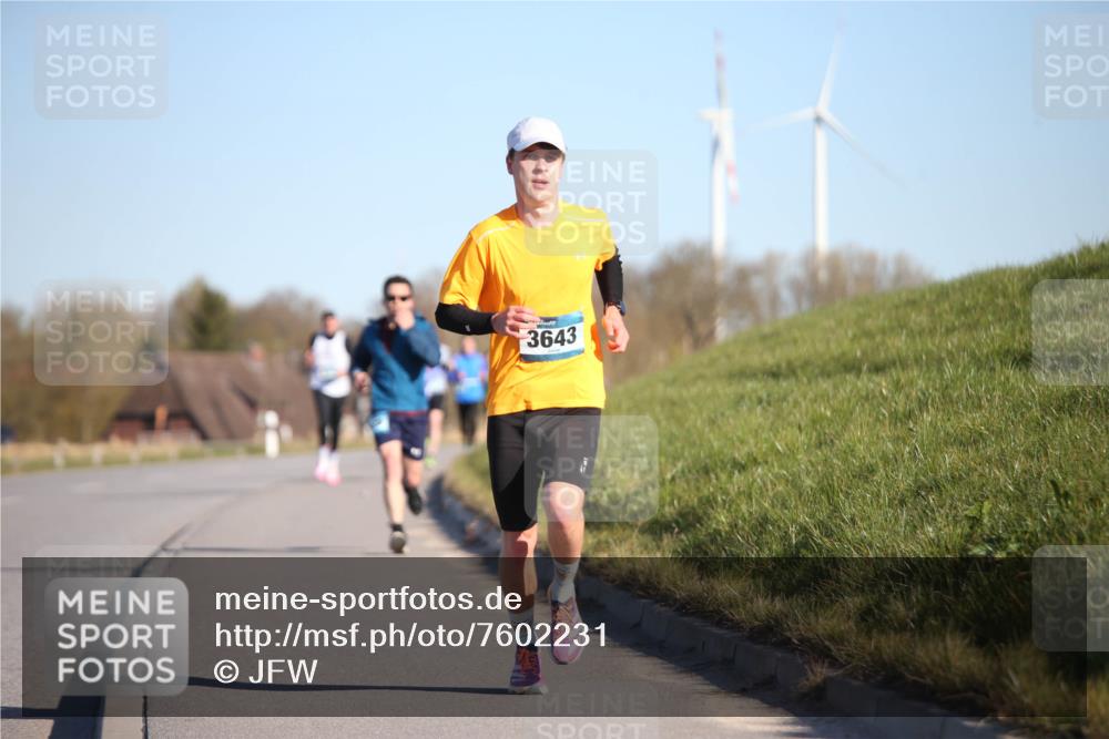 06.04.2025 - 44. Internationalen Wilhelmsburger Insellauf Jannik Wohlers http://msf.ph/oto/7602231 06.04.2025 09:20:20 Laufen 3643 meine-sportfotos.de