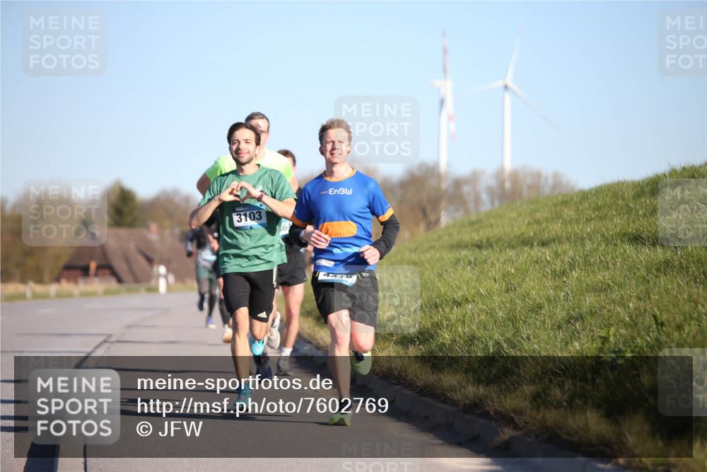 06.04.2025 - 44. Internationalen Wilhelmsburger Insellauf Jannik Wohlers http://msf.ph/oto/7602769 06.04.2025 09:20:38 Laufen 3103 meine-sportfotos.de