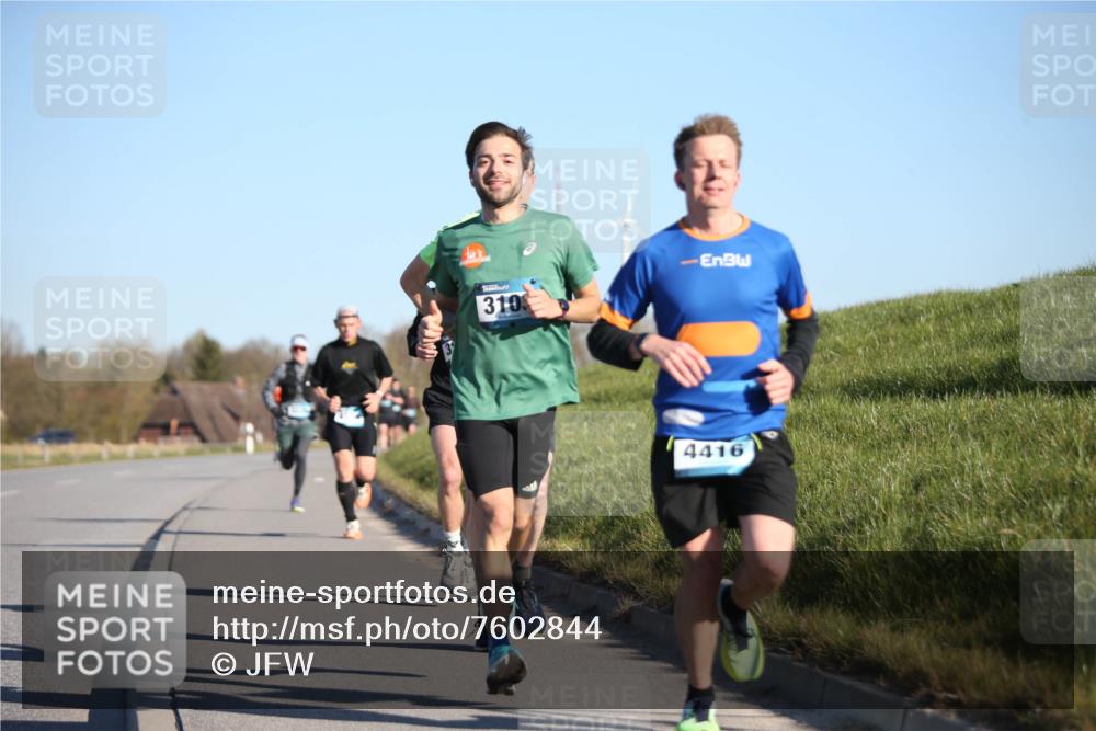 06.04.2025 - 44. Internationalen Wilhelmsburger Insellauf Jannik Wohlers http://msf.ph/oto/7602844 06.04.2025 09:20:40 Laufen 310, 4416 meine-sportfotos.de