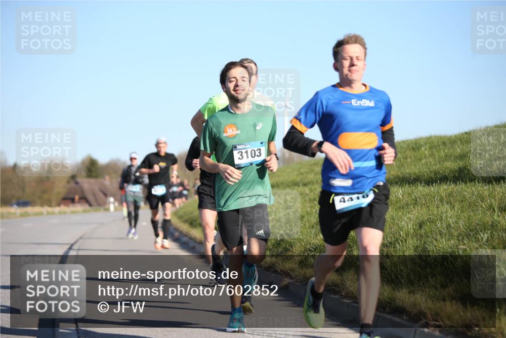 06.04.2025 - 44. Internationalen Wilhelmsburger Insellauf Jannik Wohlers http://msf.ph/oto/7602852 06.04.2025 09:20:40 Laufen 3103 meine-sportfotos.de