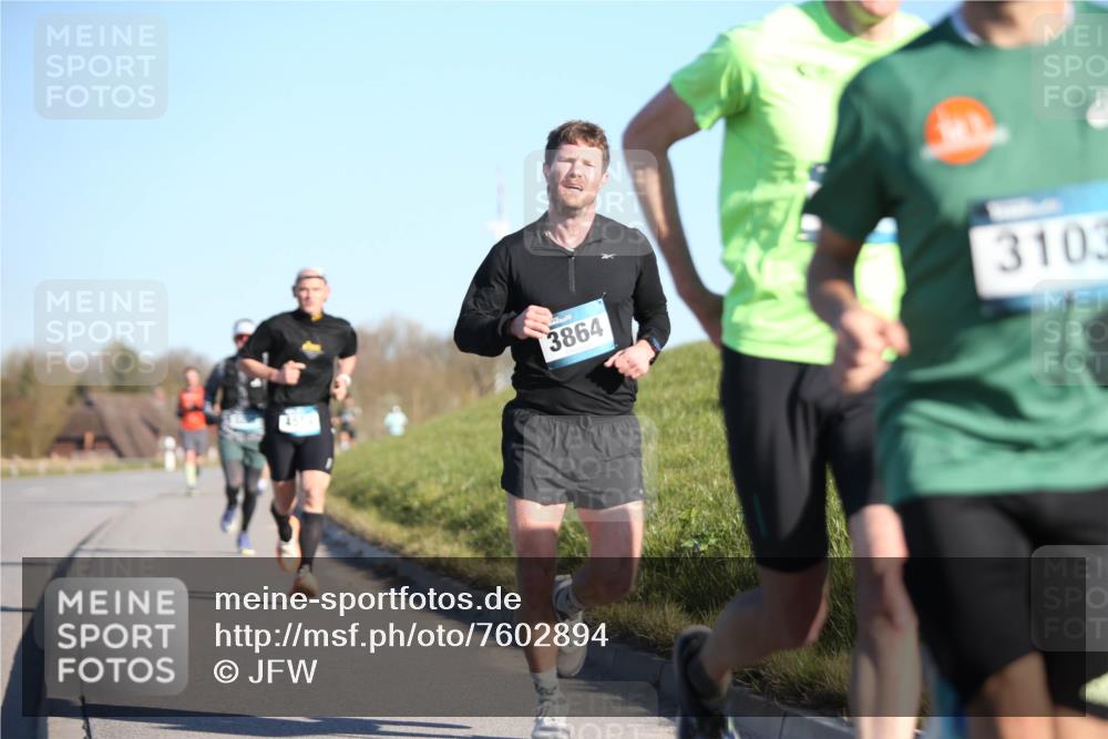 06.04.2025 - 44. Internationalen Wilhelmsburger Insellauf Jannik Wohlers http://msf.ph/oto/7602894 06.04.2025 09:20:41 Laufen 4514, 3864, 3103 meine-sportfotos.de