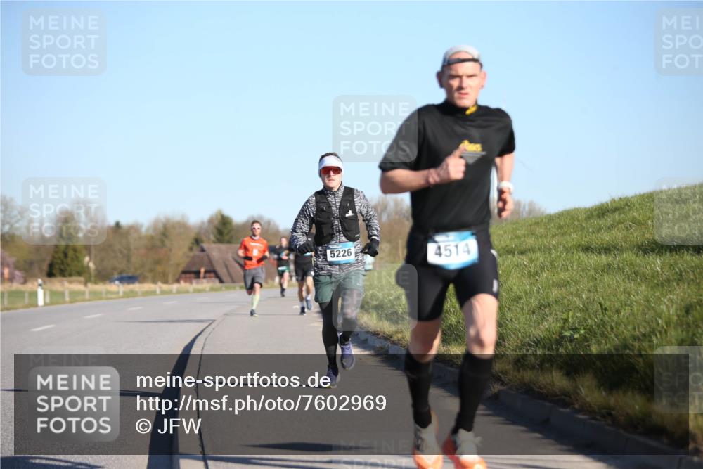 06.04.2025 - 44. Internationalen Wilhelmsburger Insellauf Jannik Wohlers http://msf.ph/oto/7602969 06.04.2025 09:20:44 Laufen 5226, 4514 meine-sportfotos.de