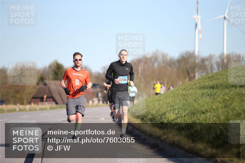 06.04.2025 - 44. Internationalen Wilhelmsburger Insellauf Jannik Wohlers http://msf.ph/oto/7603055 06.04.2025 09:20:47 Laufen 4230 meine-sportfotos.de