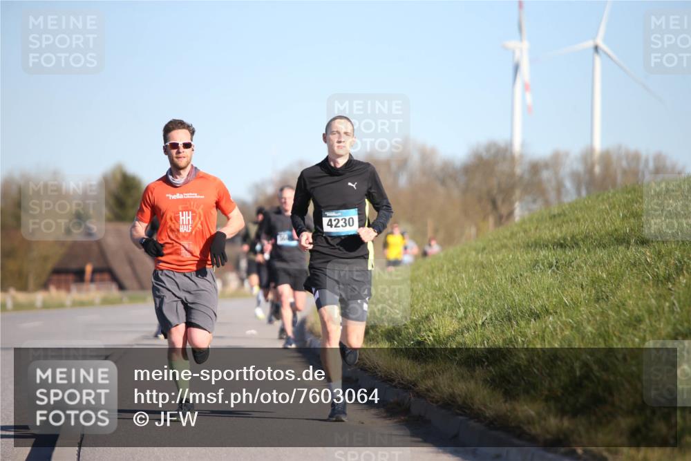 06.04.2025 - 44. Internationalen Wilhelmsburger Insellauf Jannik Wohlers http://msf.ph/oto/7603064 06.04.2025 09:20:48 Laufen 4230 meine-sportfotos.de