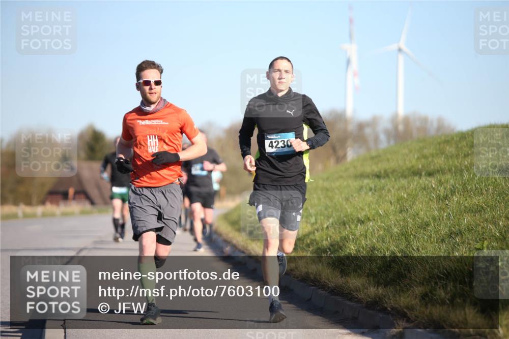 06.04.2025 - 44. Internationalen Wilhelmsburger Insellauf Jannik Wohlers http://msf.ph/oto/7603100 06.04.2025 09:20:50 Laufen 4230 meine-sportfotos.de