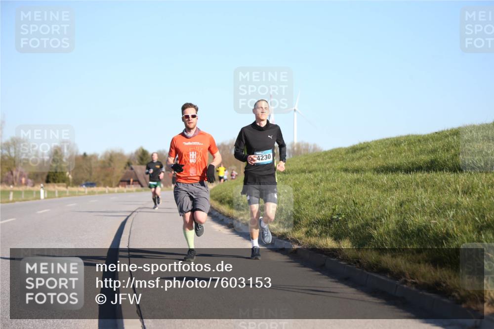 06.04.2025 - 44. Internationalen Wilhelmsburger Insellauf Jannik Wohlers http://msf.ph/oto/7603153 06.04.2025 09:20:51 Laufen 4230 meine-sportfotos.de