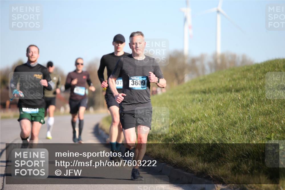06.04.2025 - 44. Internationalen Wilhelmsburger Insellauf Jannik Wohlers http://msf.ph/oto/7603222 06.04.2025 09:20:54 Laufen 07, 3609 meine-sportfotos.de