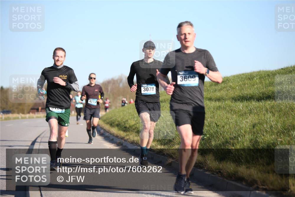 06.04.2025 - 44. Internationalen Wilhelmsburger Insellauf Jannik Wohlers http://msf.ph/oto/7603262 06.04.2025 09:20:56 Laufen 4215, 3078, 3609 meine-sportfotos.de