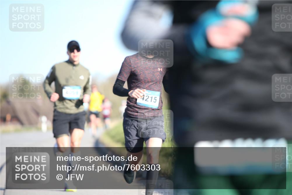 06.04.2025 - 44. Internationalen Wilhelmsburger Insellauf Jannik Wohlers http://msf.ph/oto/7603303 06.04.2025 09:20:58 Laufen 4215 meine-sportfotos.de