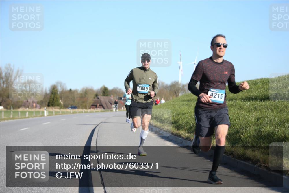 06.04.2025 - 44. Internationalen Wilhelmsburger Insellauf Jannik Wohlers http://msf.ph/oto/7603371 06.04.2025 09:21:00 Laufen 4059, 4215 meine-sportfotos.de