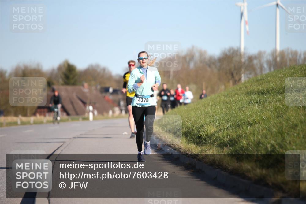 06.04.2025 - 44. Internationalen Wilhelmsburger Insellauf Jannik Wohlers http://msf.ph/oto/7603428 06.04.2025 09:21:02 Laufen 4378 meine-sportfotos.de
