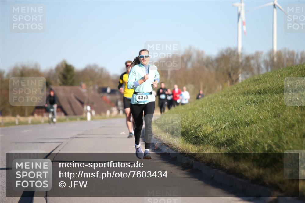 06.04.2025 - 44. Internationalen Wilhelmsburger Insellauf Jannik Wohlers http://msf.ph/oto/7603434 06.04.2025 09:21:02 Laufen 4378 meine-sportfotos.de