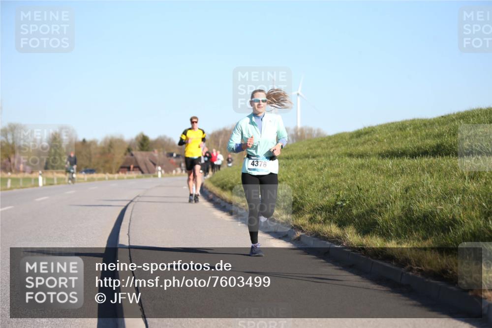 06.04.2025 - 44. Internationalen Wilhelmsburger Insellauf Jannik Wohlers http://msf.ph/oto/7603499 06.04.2025 09:21:05 Laufen 4378 meine-sportfotos.de