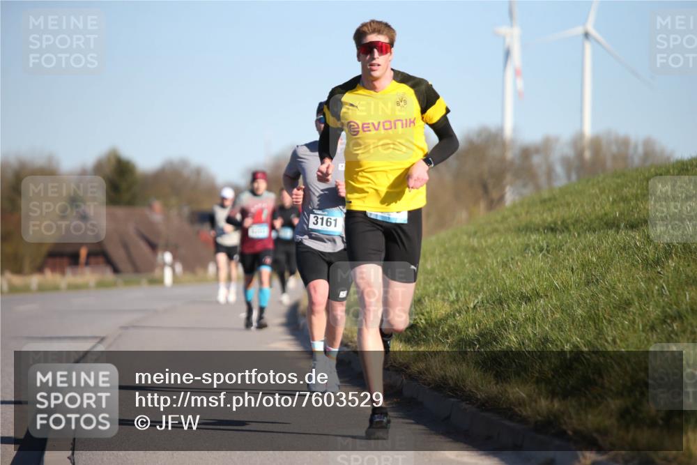 06.04.2025 - 44. Internationalen Wilhelmsburger Insellauf Jannik Wohlers http://msf.ph/oto/7603529 06.04.2025 09:21:08 Laufen 3161 meine-sportfotos.de