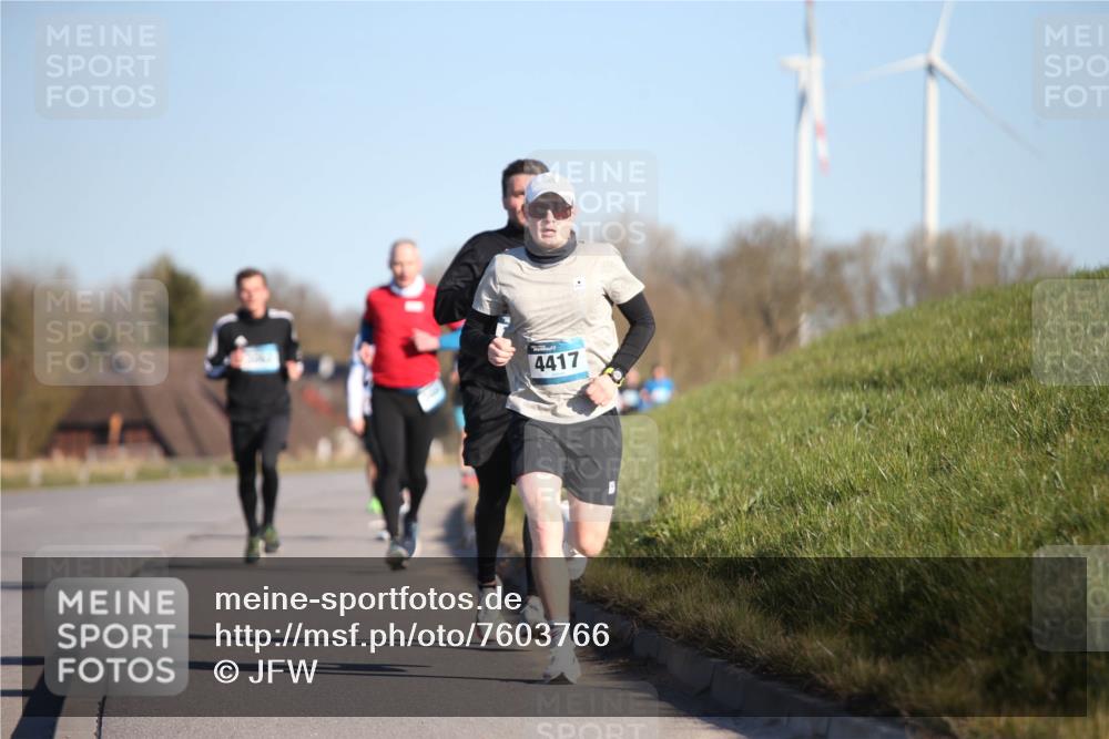 06.04.2025 - 44. Internationalen Wilhelmsburger Insellauf Jannik Wohlers http://msf.ph/oto/7603766 06.04.2025 09:21:18 Laufen 4417 meine-sportfotos.de