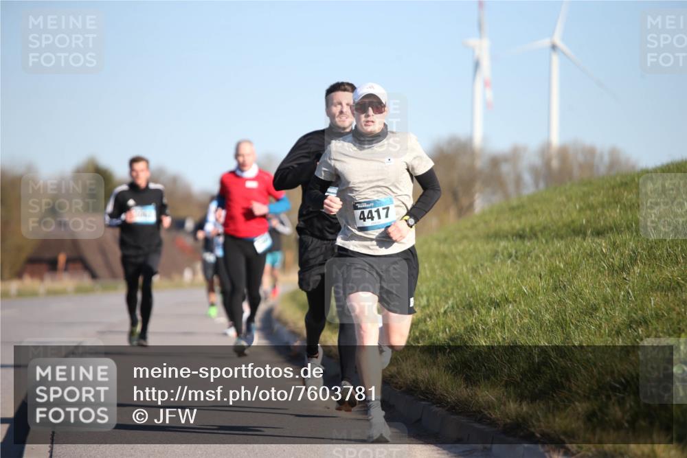 06.04.2025 - 44. Internationalen Wilhelmsburger Insellauf Jannik Wohlers http://msf.ph/oto/7603781 06.04.2025 09:21:18 Laufen 4417 meine-sportfotos.de