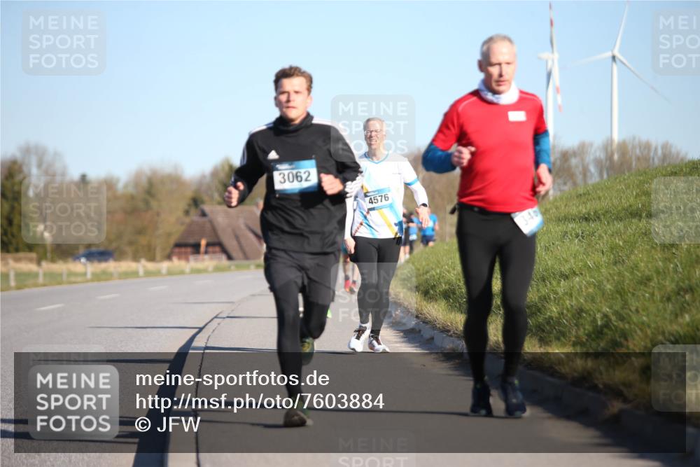 06.04.2025 - 44. Internationalen Wilhelmsburger Insellauf Jannik Wohlers http://msf.ph/oto/7603884 06.04.2025 09:21:23 Laufen 3062, 4576, 346 meine-sportfotos.de