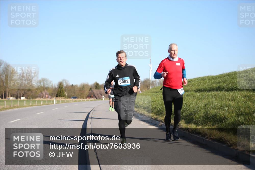 06.04.2025 - 44. Internationalen Wilhelmsburger Insellauf Jannik Wohlers http://msf.ph/oto/7603936 06.04.2025 09:21:24 Laufen 3062, 346 meine-sportfotos.de