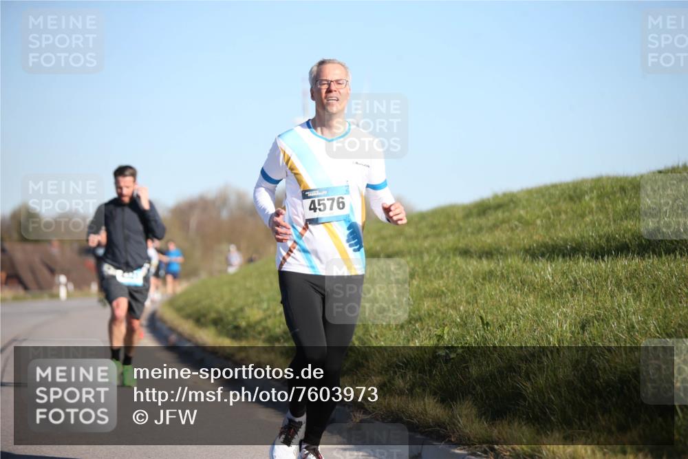 06.04.2025 - 44. Internationalen Wilhelmsburger Insellauf Jannik Wohlers http://msf.ph/oto/7603973 06.04.2025 09:21:26 Laufen 4576 meine-sportfotos.de