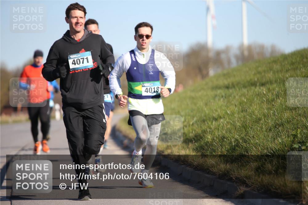 06.04.2025 - 44. Internationalen Wilhelmsburger Insellauf Jannik Wohlers http://msf.ph/oto/7604106 06.04.2025 09:21:38 Laufen 4071, 4018 meine-sportfotos.de
