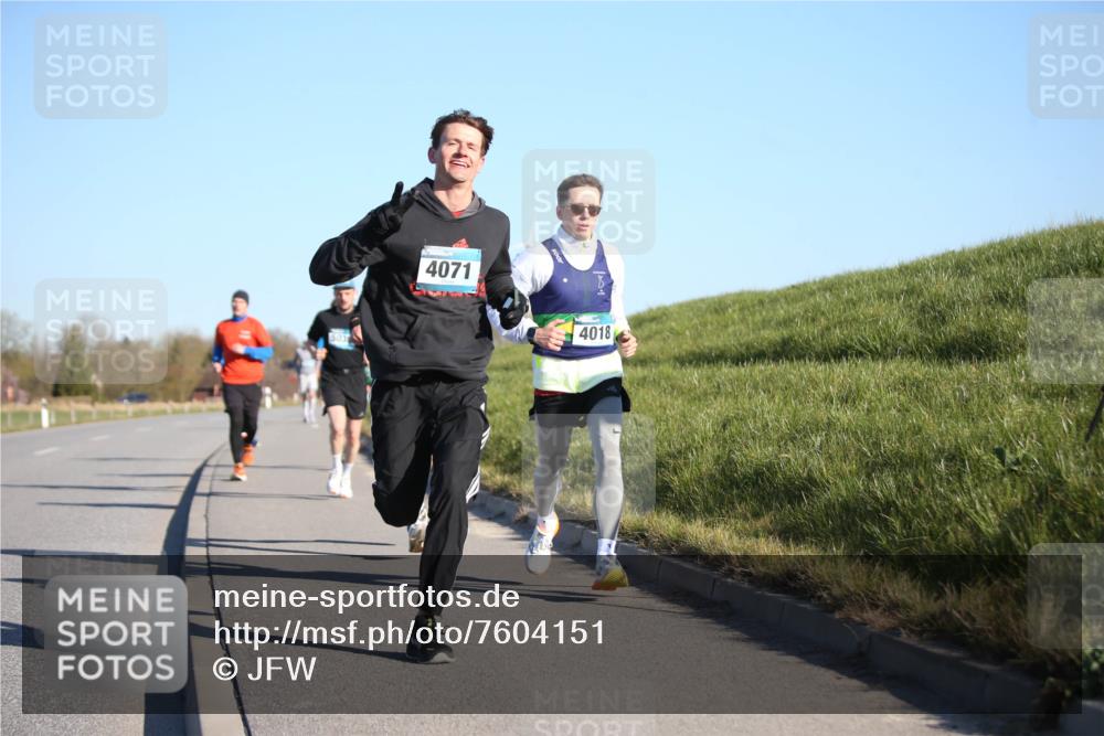 06.04.2025 - 44. Internationalen Wilhelmsburger Insellauf Jannik Wohlers http://msf.ph/oto/7604151 06.04.2025 09:21:40 Laufen 503, 4071, 4018 meine-sportfotos.de