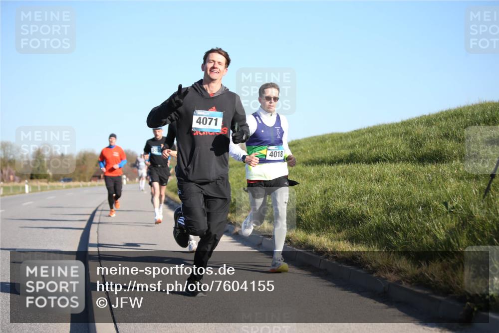 06.04.2025 - 44. Internationalen Wilhelmsburger Insellauf Jannik Wohlers http://msf.ph/oto/7604155 06.04.2025 09:21:40 Laufen 4071, 4018 meine-sportfotos.de