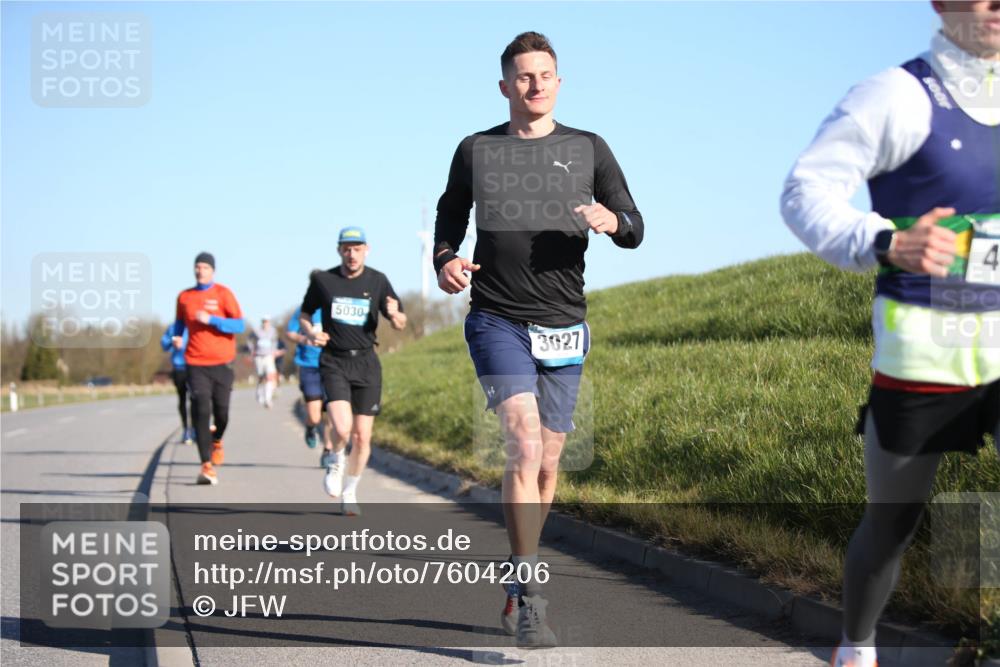 06.04.2025 - 44. Internationalen Wilhelmsburger Insellauf Jannik Wohlers http://msf.ph/oto/7604206 06.04.2025 09:21:41 Laufen 5030, 3027, 4 meine-sportfotos.de