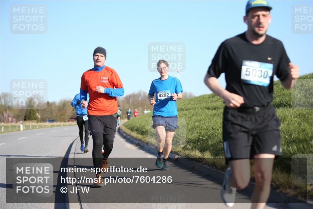 06.04.2025 - 44. Internationalen Wilhelmsburger Insellauf Jannik Wohlers http://msf.ph/oto/7604286 06.04.2025 09:21:43 Laufen 40, 4292, 5030 meine-sportfotos.de