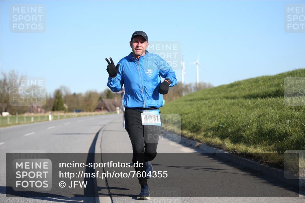 06.04.2025 - 44. Internationalen Wilhelmsburger Insellauf Jannik Wohlers http://msf.ph/oto/7604355 06.04.2025 09:21:46 Laufen 4081 meine-sportfotos.de
