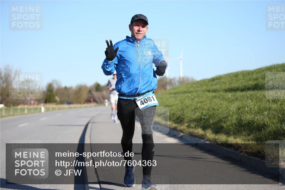 06.04.2025 - 44. Internationalen Wilhelmsburger Insellauf Jannik Wohlers http://msf.ph/oto/7604363 06.04.2025 09:21:47 Laufen 4081 meine-sportfotos.de