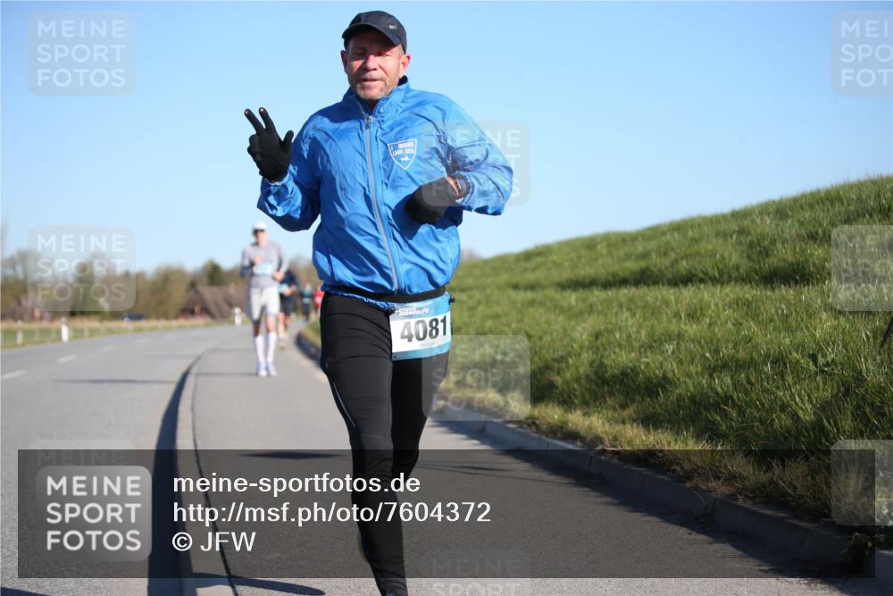 06.04.2025 - 44. Internationalen Wilhelmsburger Insellauf Jannik Wohlers http://msf.ph/oto/7604372 06.04.2025 09:21:47 Laufen 4081 meine-sportfotos.de