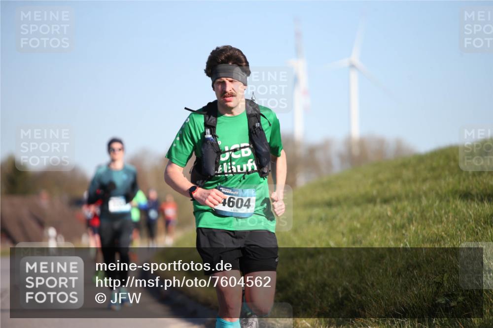 06.04.2025 - 44. Internationalen Wilhelmsburger Insellauf Jannik Wohlers http://msf.ph/oto/7604562 06.04.2025 09:21:58 Laufen 4604 meine-sportfotos.de