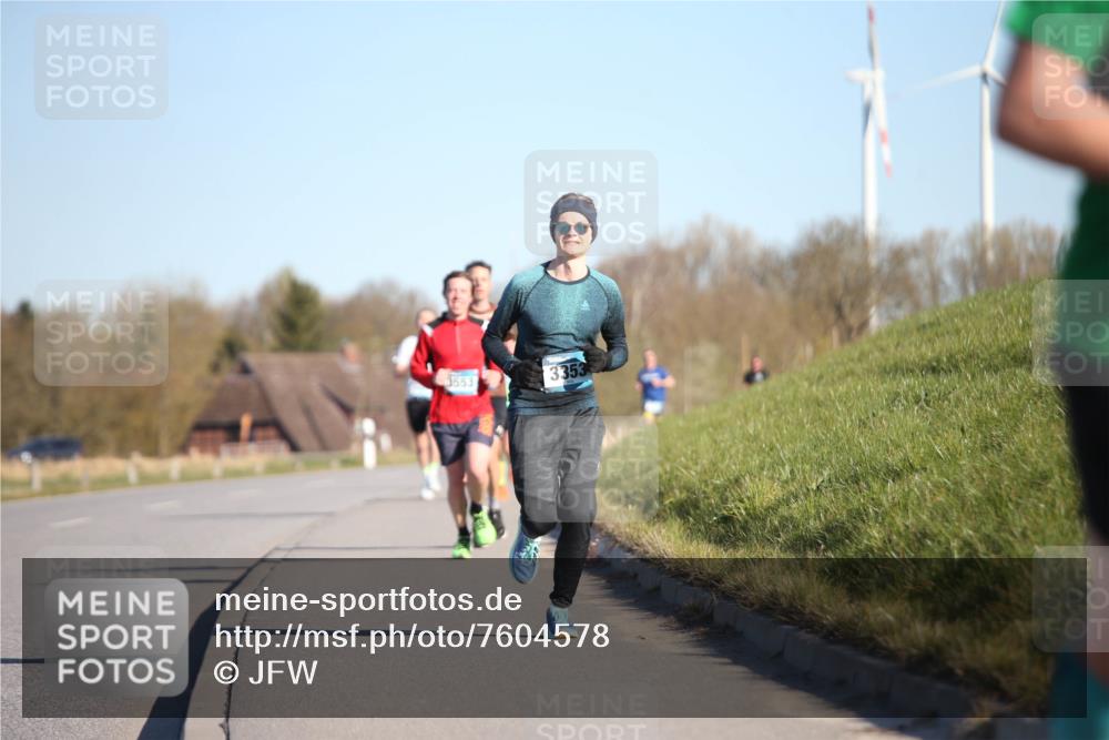 06.04.2025 - 44. Internationalen Wilhelmsburger Insellauf Jannik Wohlers http://msf.ph/oto/7604578 06.04.2025 09:22:00 Laufen 3553, 3353 meine-sportfotos.de