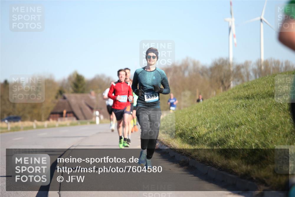 06.04.2025 - 44. Internationalen Wilhelmsburger Insellauf Jannik Wohlers http://msf.ph/oto/7604580 06.04.2025 09:22:00 Laufen 3553, 3353 meine-sportfotos.de
