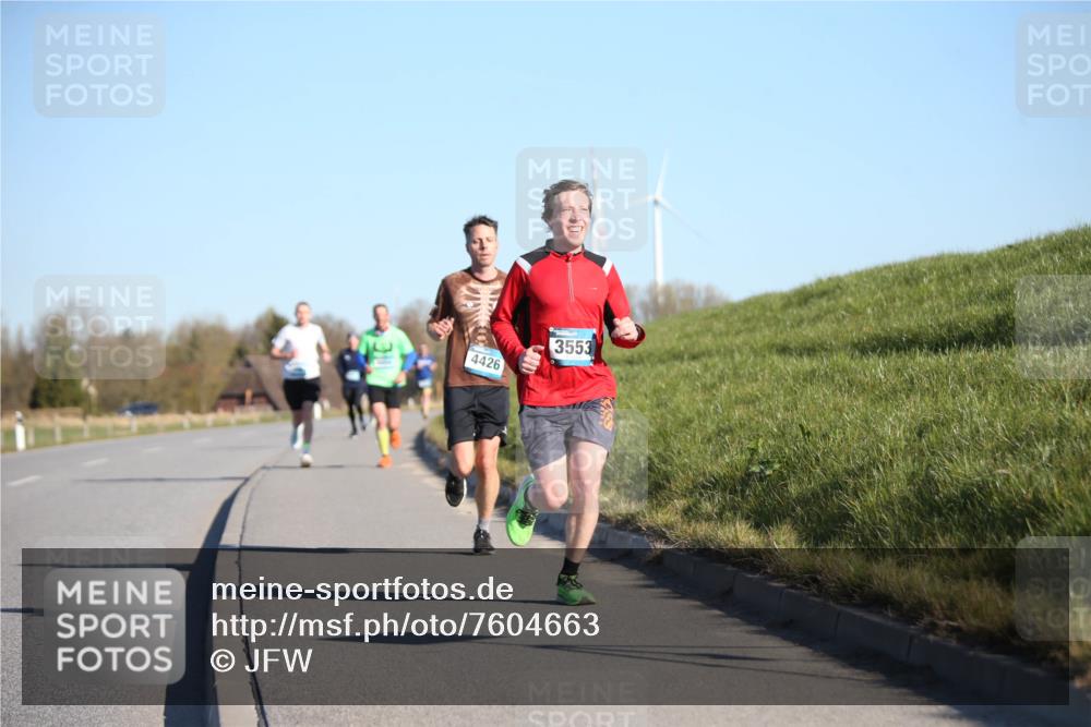 06.04.2025 - 44. Internationalen Wilhelmsburger Insellauf Jannik Wohlers http://msf.ph/oto/7604663 06.04.2025 09:22:05 Laufen 4426, 3553 meine-sportfotos.de