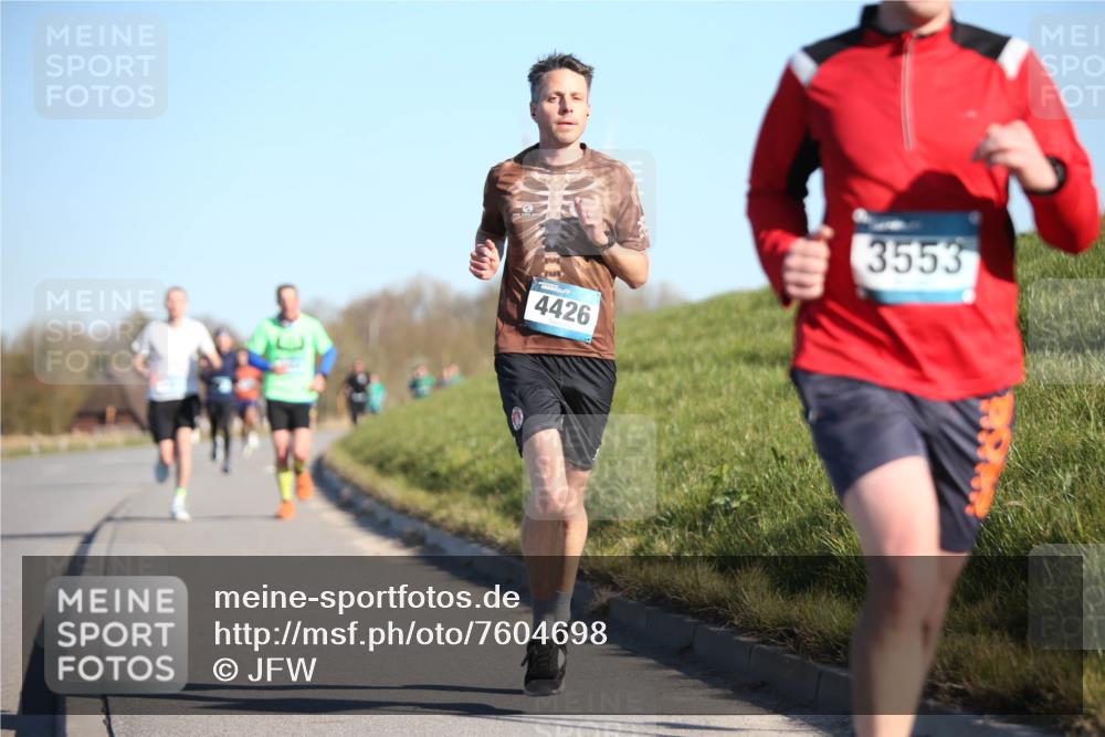 06.04.2025 - 44. Internationalen Wilhelmsburger Insellauf Jannik Wohlers http://msf.ph/oto/7604698 06.04.2025 09:22:07 Laufen 4426, 3553 meine-sportfotos.de
