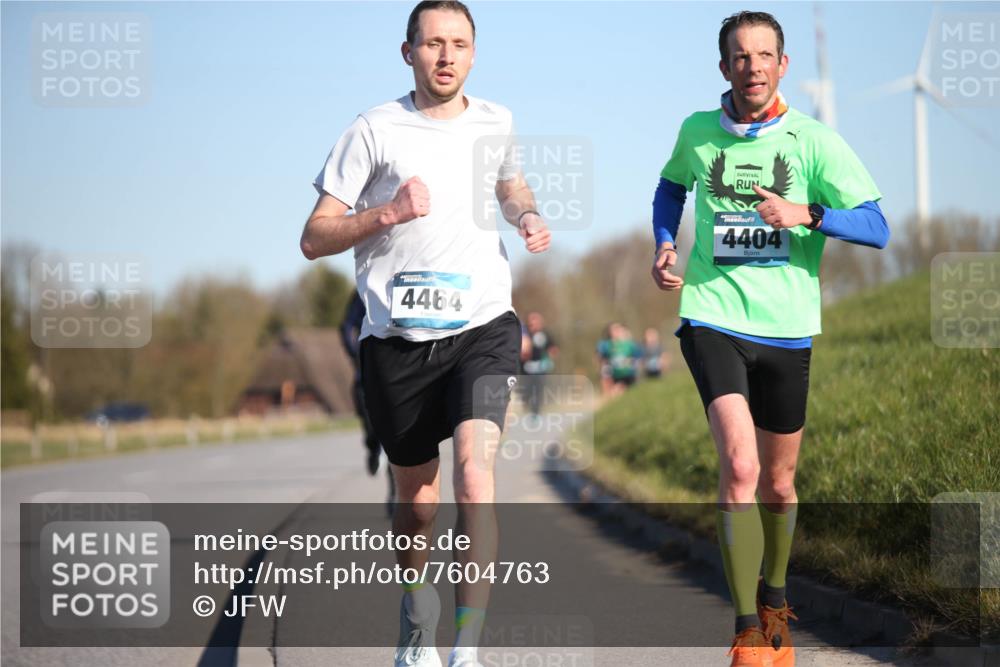 06.04.2025 - 44. Internationalen Wilhelmsburger Insellauf Jannik Wohlers http://msf.ph/oto/7604763 06.04.2025 09:22:11 Laufen 4464, 4404 meine-sportfotos.de