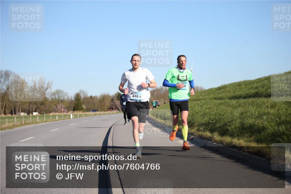 06.04.2025 - 44. Internationalen Wilhelmsburger Insellauf Jannik Wohlers http://msf.ph/oto/7604766 06.04.2025 09:22:11 Laufen 4464 meine-sportfotos.de