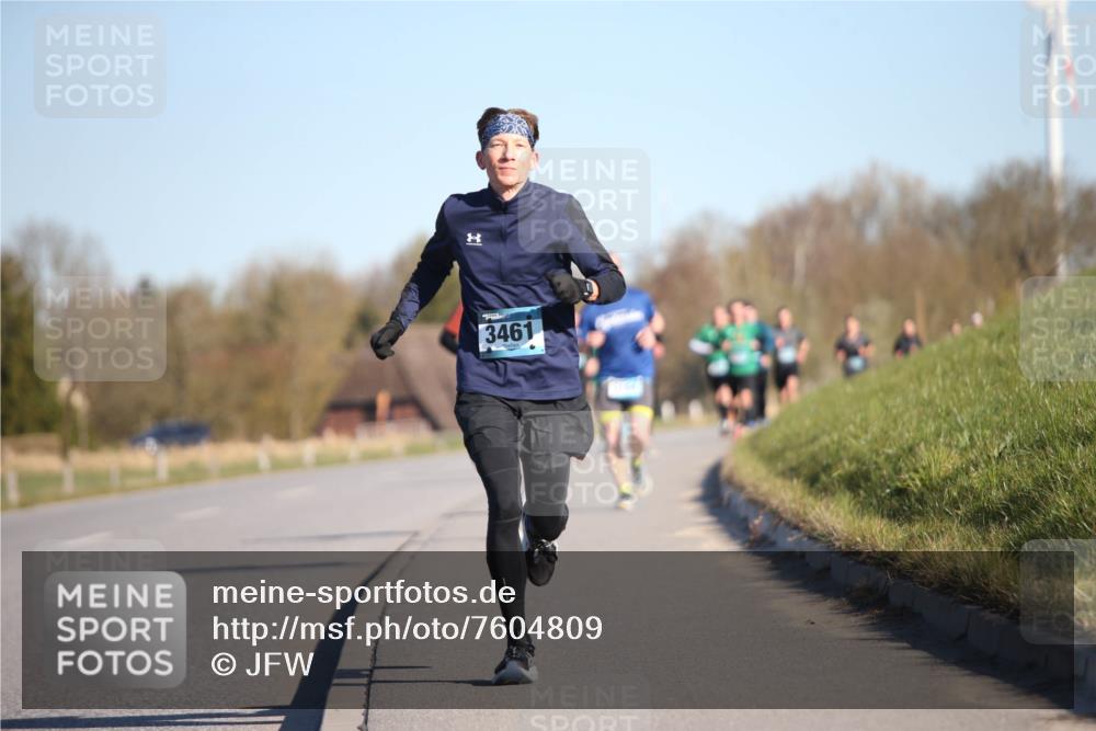 06.04.2025 - 44. Internationalen Wilhelmsburger Insellauf Jannik Wohlers http://msf.ph/oto/7604809 06.04.2025 09:22:14 Laufen 1, 3461 meine-sportfotos.de