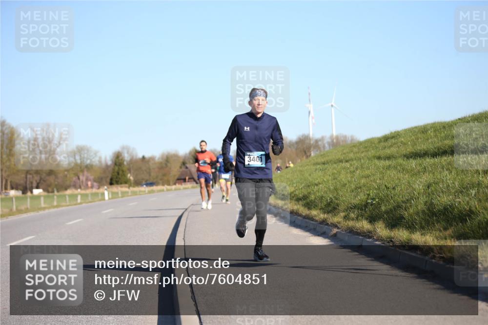 06.04.2025 - 44. Internationalen Wilhelmsburger Insellauf Jannik Wohlers http://msf.ph/oto/7604851 06.04.2025 09:22:15 Laufen 3461 meine-sportfotos.de