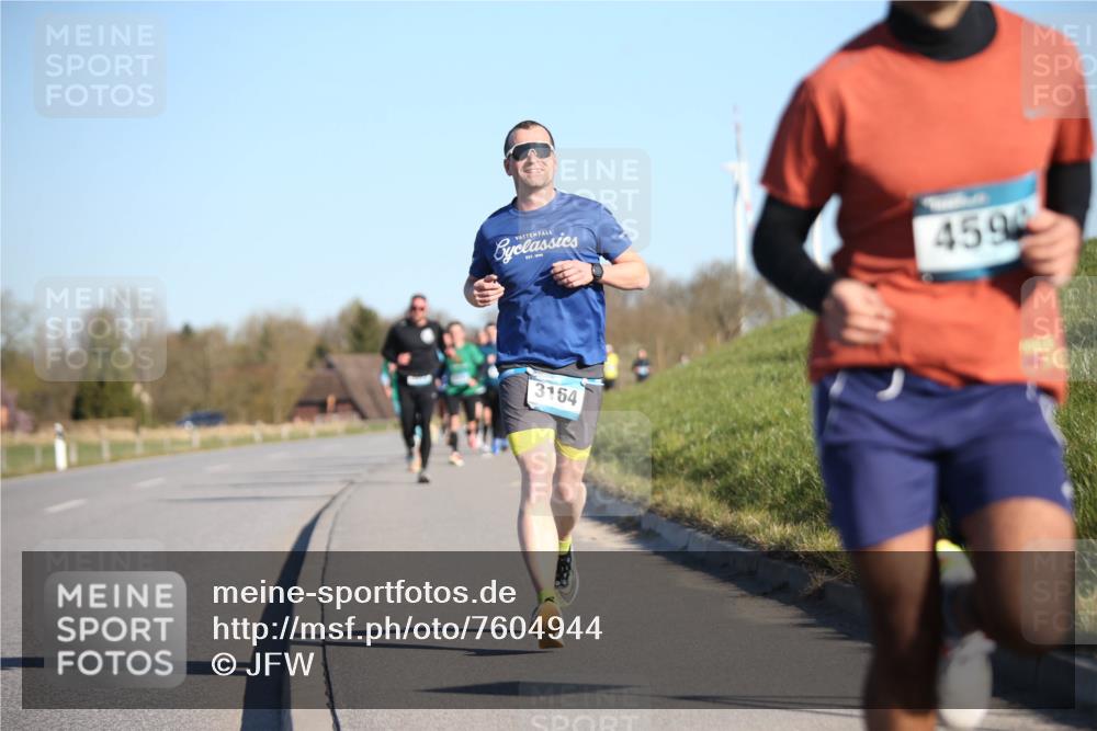 06.04.2025 - 44. Internationalen Wilhelmsburger Insellauf Jannik Wohlers http://msf.ph/oto/7604944 06.04.2025 09:22:21 Laufen 4594, 3164 meine-sportfotos.de