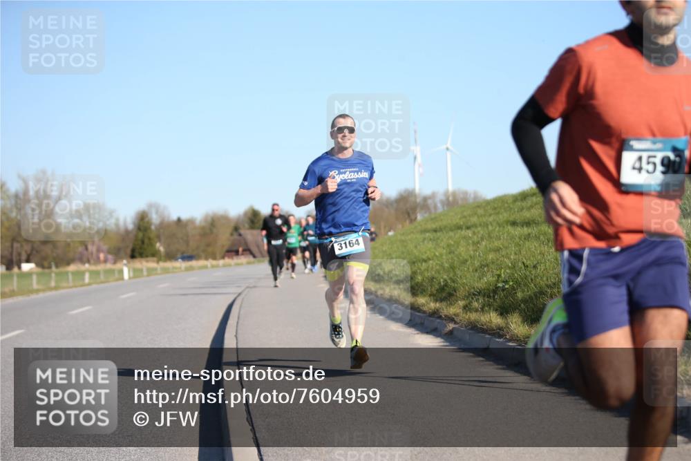 06.04.2025 - 44. Internationalen Wilhelmsburger Insellauf Jannik Wohlers http://msf.ph/oto/7604959 06.04.2025 09:22:21 Laufen 4590, 3164 meine-sportfotos.de