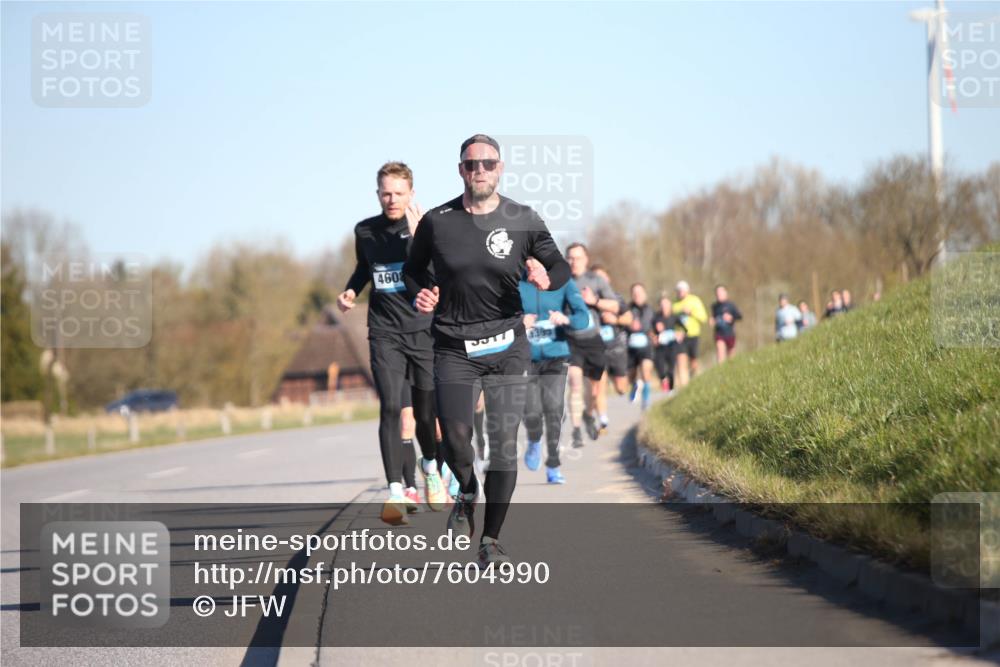 06.04.2025 - 44. Internationalen Wilhelmsburger Insellauf Jannik Wohlers http://msf.ph/oto/7604990 06.04.2025 09:22:24 Laufen 4608, 3393 meine-sportfotos.de