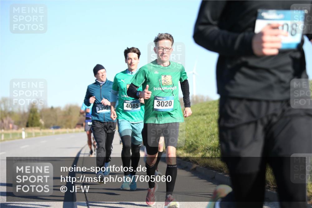 06.04.2025 - 44. Internationalen Wilhelmsburger Insellauf Jannik Wohlers http://msf.ph/oto/7605060 06.04.2025 09:22:30 Laufen 3395, 4085, 3020, 08 meine-sportfotos.de